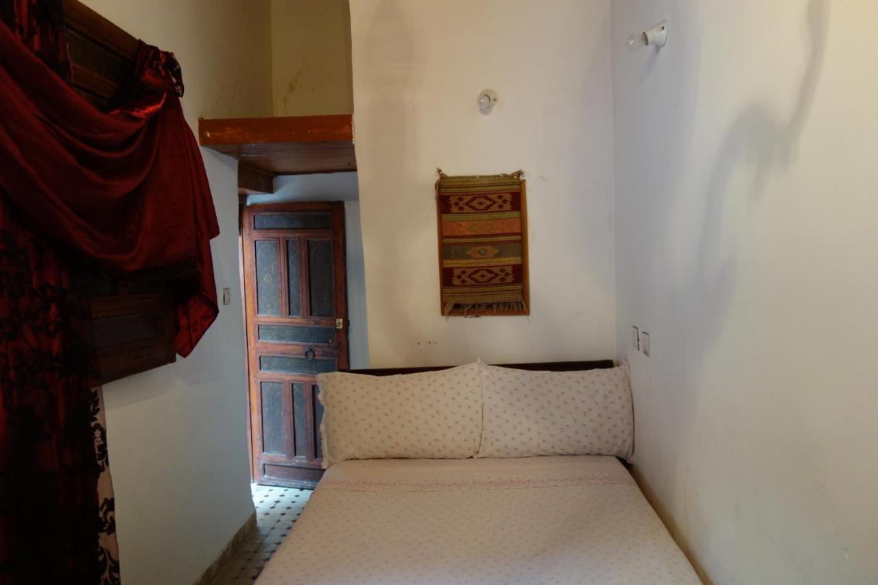 Riad Mikou Fes Luaran gambar